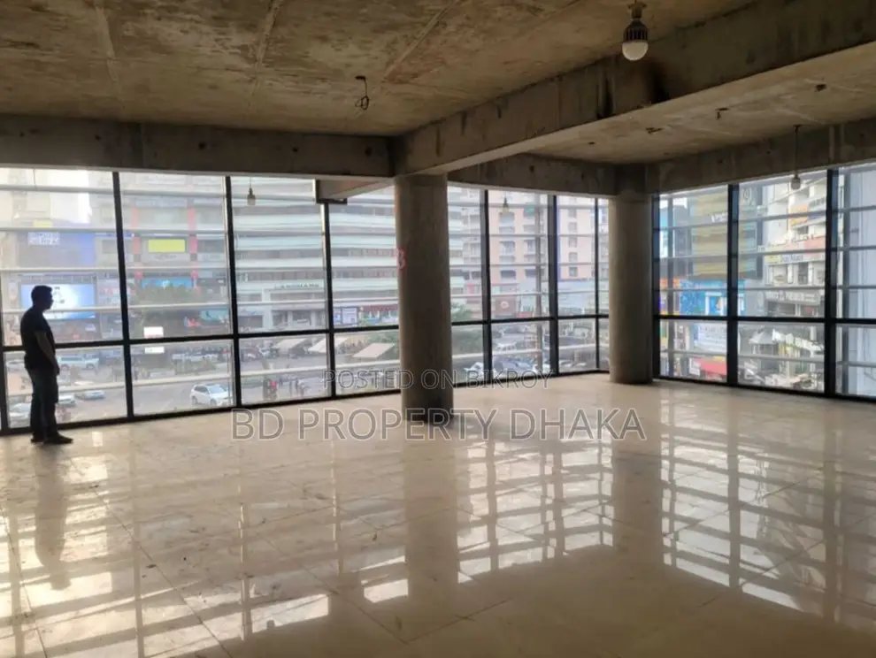 4500 sqft Shop/Showroom/Bank for rent in Gulshan Avenue in Gulshan