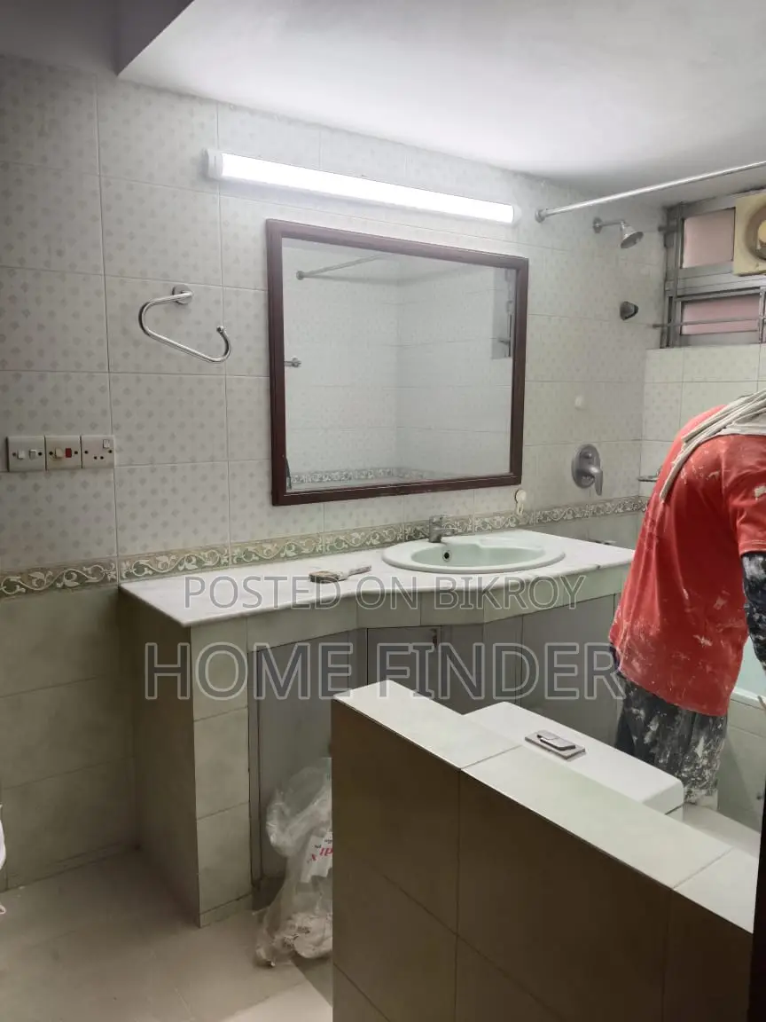 RENT FLAT 2600 SQFT |3BED (4TH FLOOR) IN GULSHAN in Gulshan