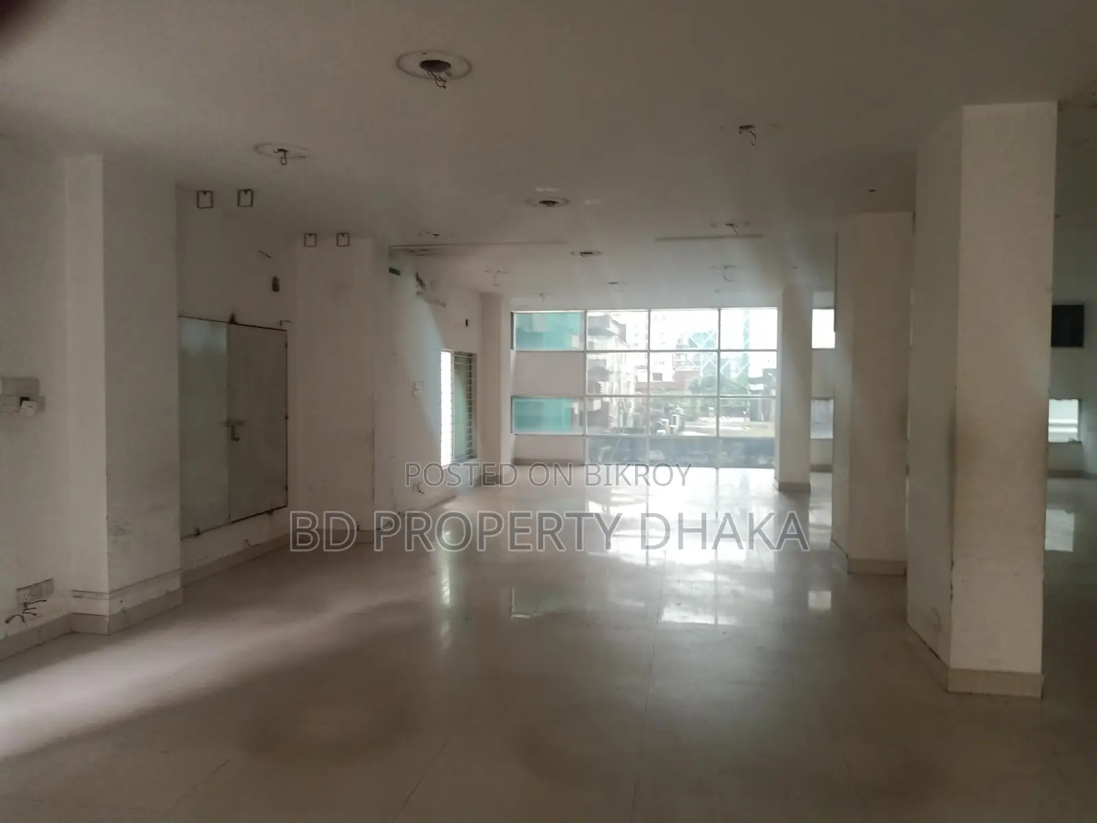2500 Sqft Open Commercial Space Rent in Gulshan Avenue in Gulshan