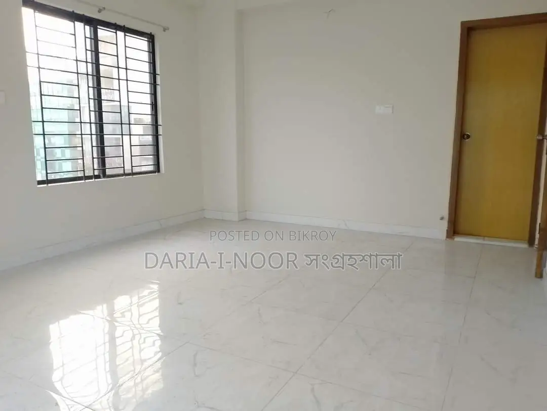 Comprehensive's 2384 SFT Flat for Sale on the 6th Floor in Lalmatia in Mohammadpur