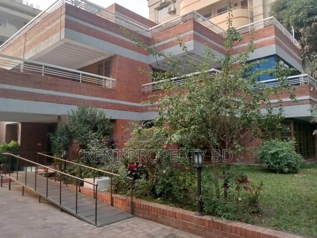 5500 Sft House Rent At Gulshan-2 in Gulshan