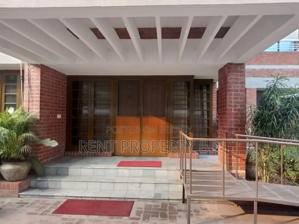 5500 Sft House Rent At Gulshan-2 in Gulshan