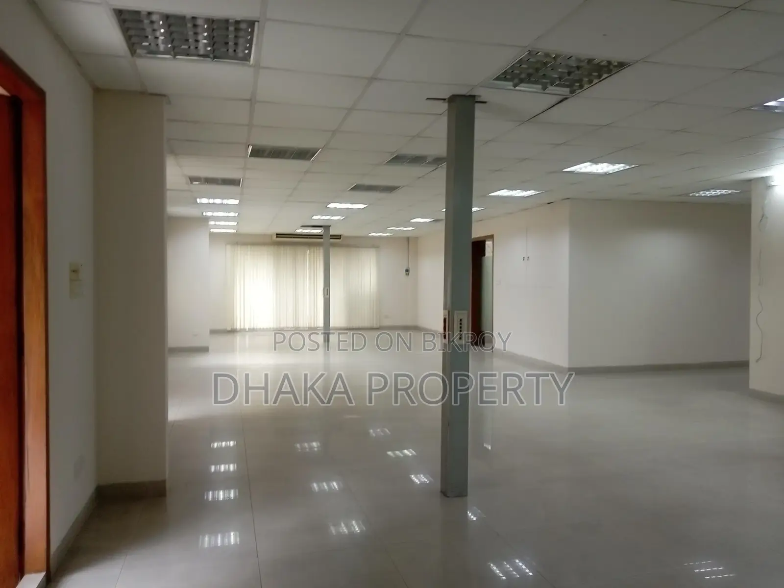 (5600-Sqft)Semi Furnished Office Rent in Gulshan North in Gulshan