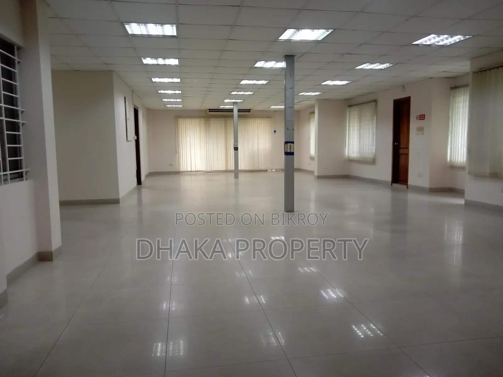 (5600-Sqft)Semi Furnished Office Rent in Gulshan North in Gulshan