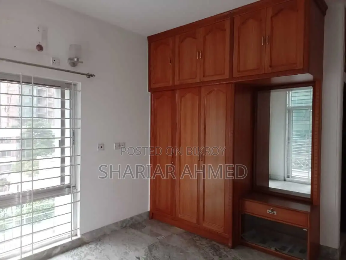 Unfurnished Apartment Available For Rent In Gulshan in Gulshan