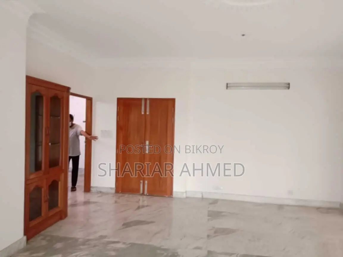 Unfurnished Apartment Available For Rent In Gulshan in Gulshan