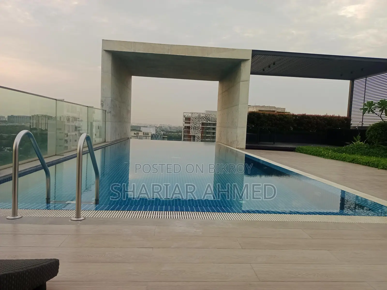 Make This 5490 Sqft(gym-pool) Nice Flat Yours, By Renting It In Gulshan in Gulshan