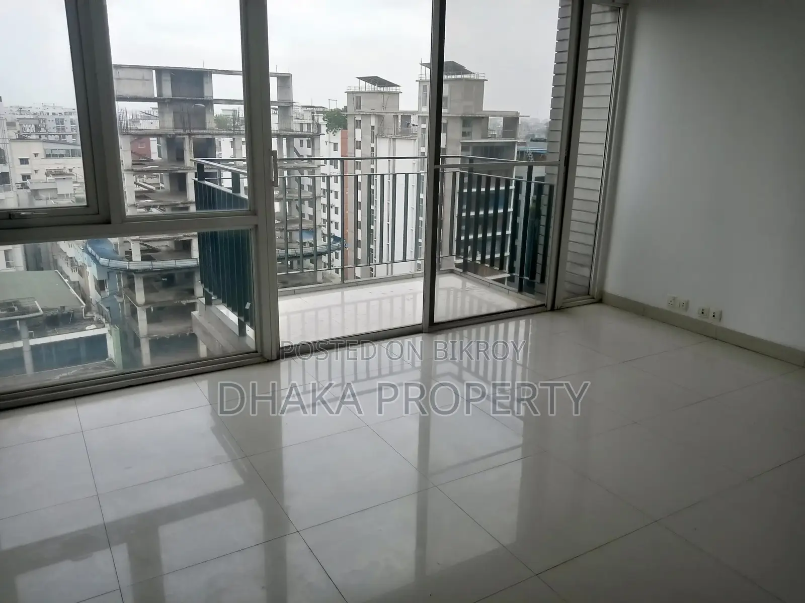 Exclusive 3 -Bedrooms (2300-Sqft) Nice Apartment Rent in Baridhara in Baridhara