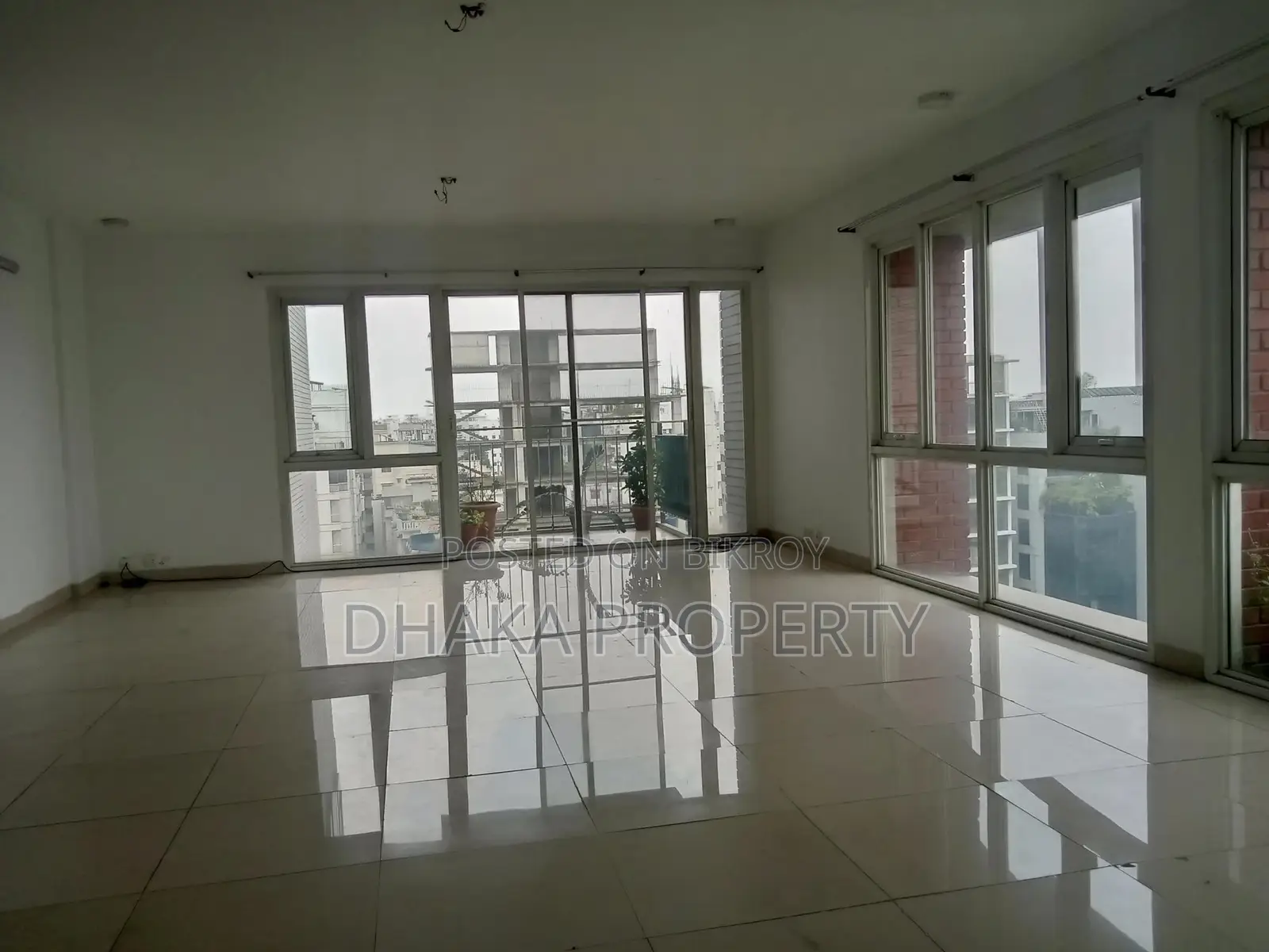 Exclusive 3 -Bedrooms (2300-Sqft) Nice Apartment Rent in Baridhara in Baridhara