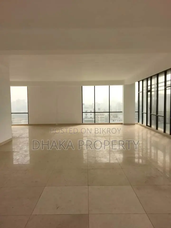 3050-Sqft Commercial Office Space Rent in Banani in Banani