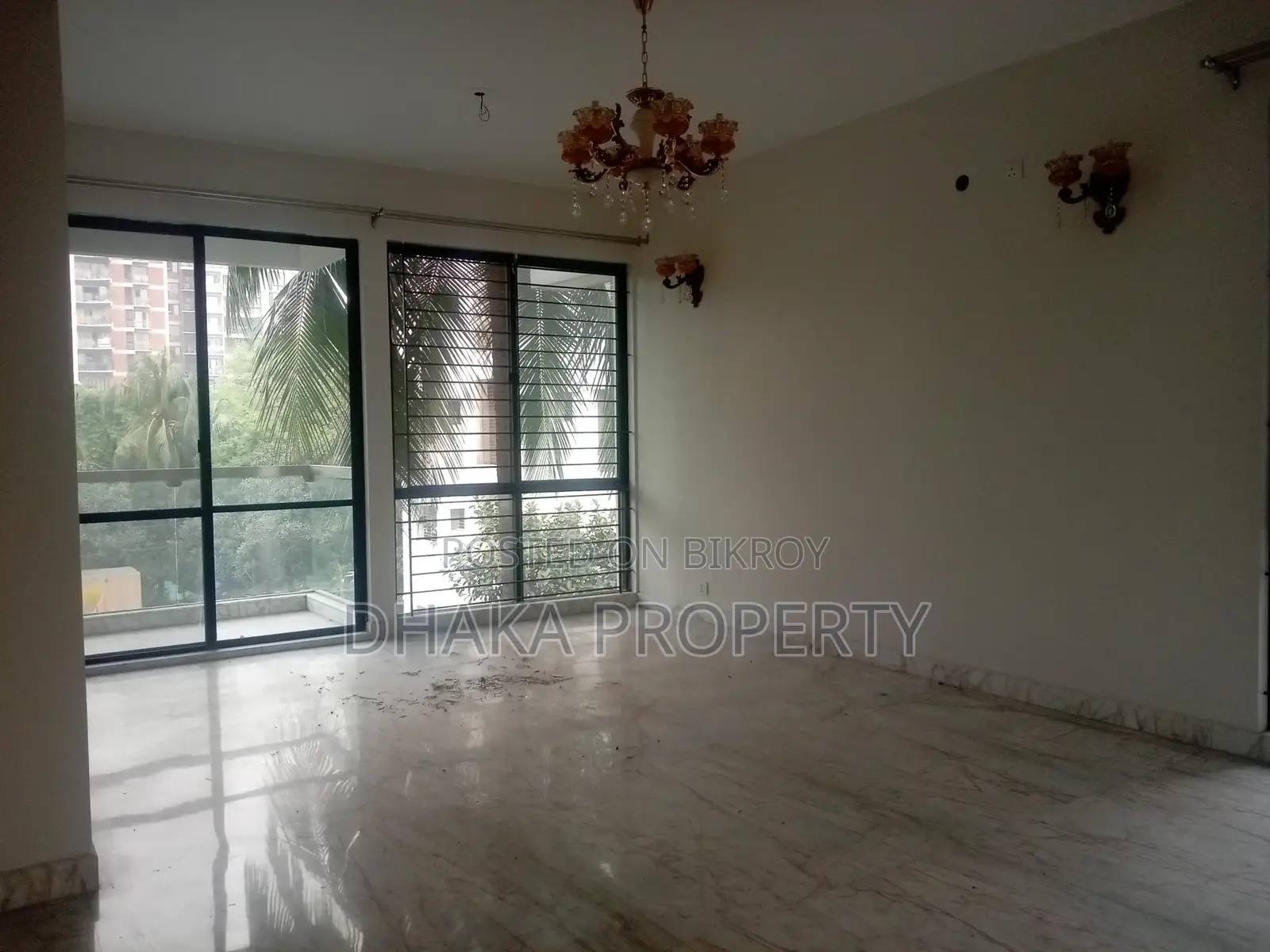 Un-Furnished 2520-Sqft Nice Flat Rent in Gulshan in Gulshan