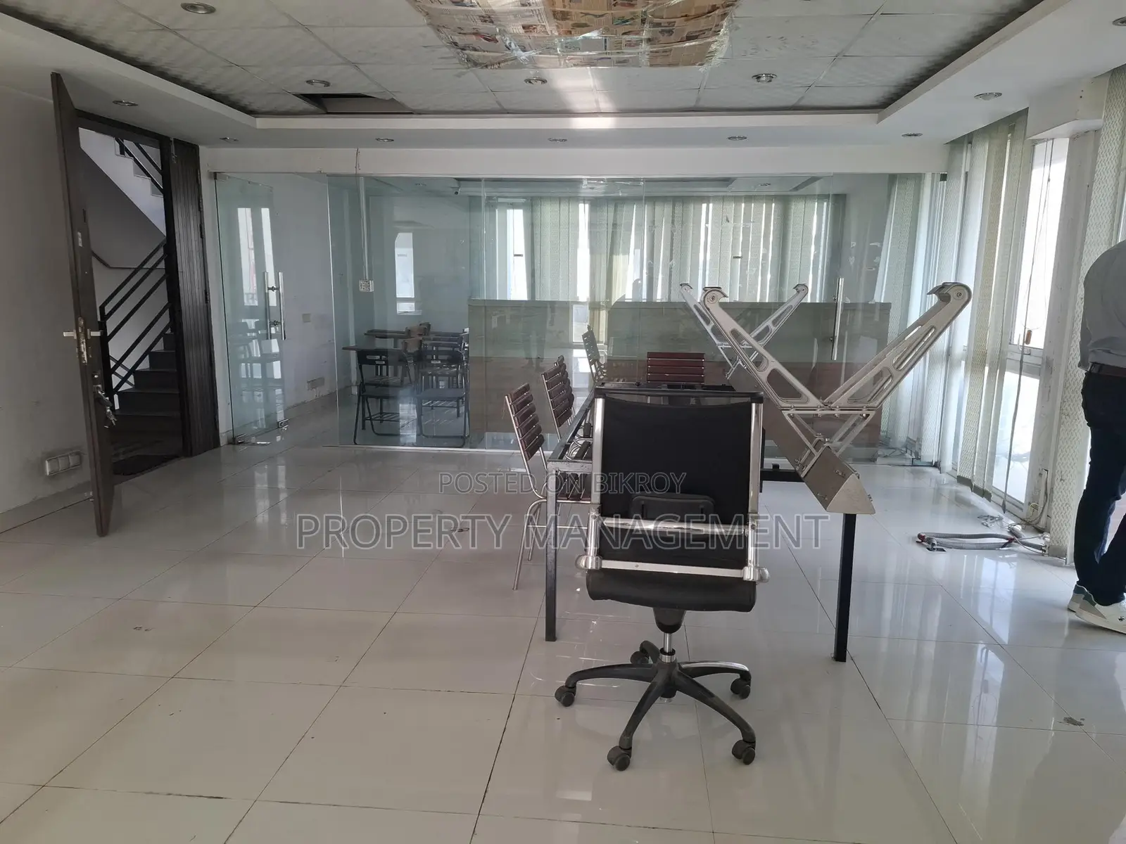 4500 Sqft Residential/Office Space for Rent with 2 Parking Spots in Gulshan