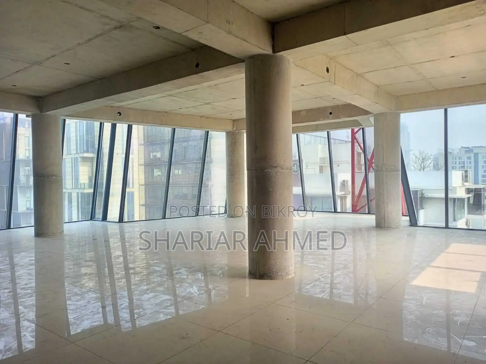 4200 Sqft Exclusive Commercial Property Rent Gulshan Avenue in Gulshan