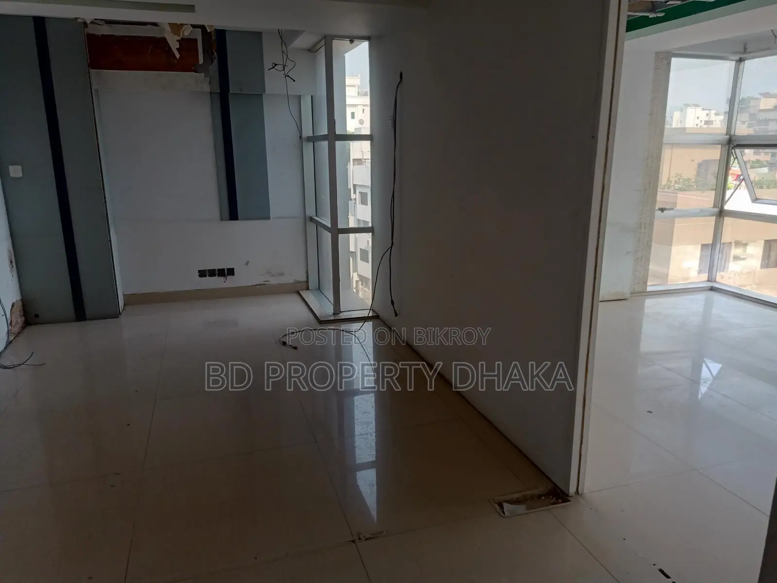 2750 Sqft Nice Open Office Space Rent in Banani in Banani