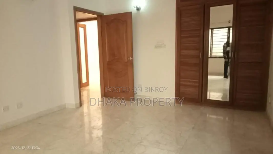 2500 SFT SEMI-FURNISHED OFFICE FOR RENT IN GULSHAN in Gulshan