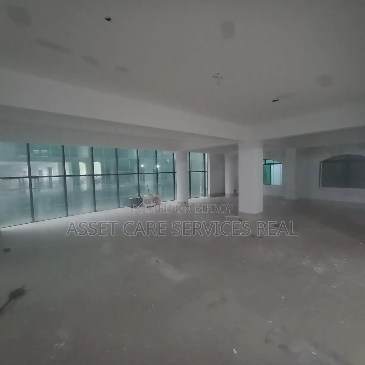 Ground floor 5300 square feet @ for rent in Gulshan