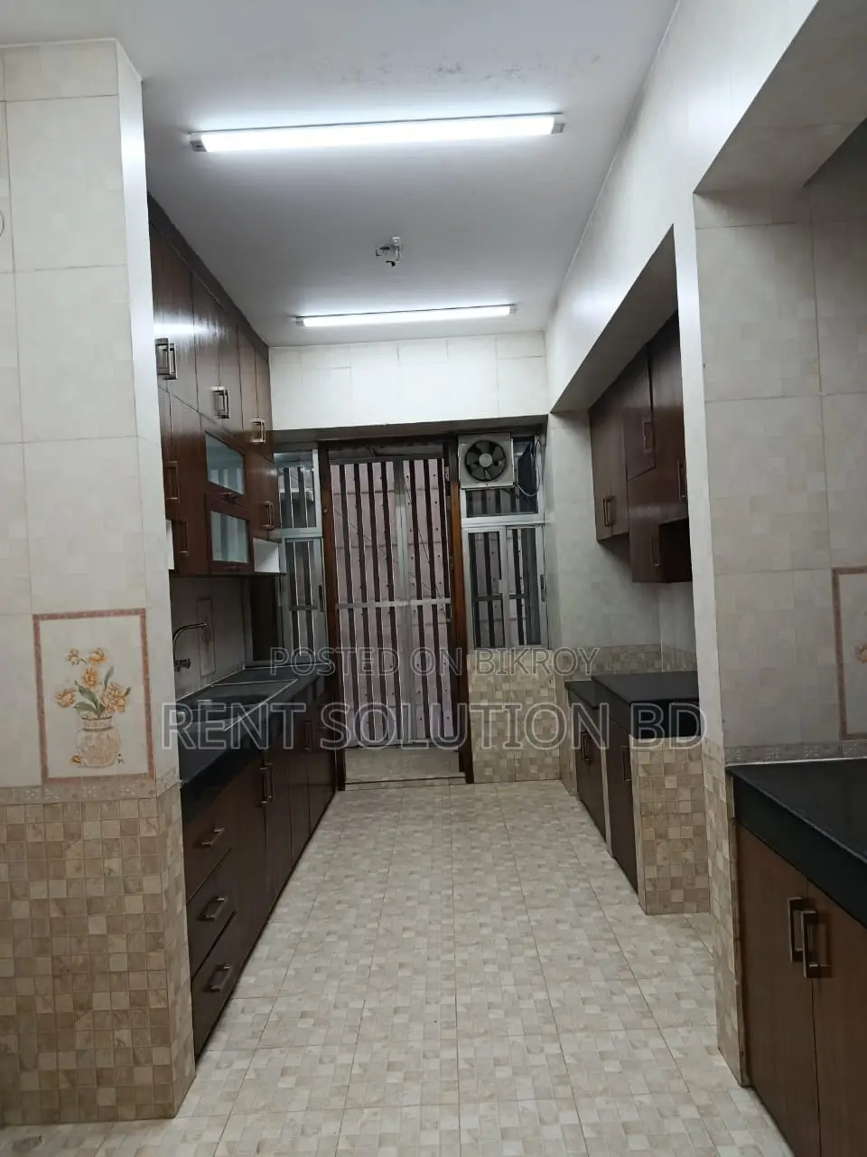In A Mind-blowing Location Of Baridhara, 4000 Sqft Flat For Rent in Baridhara