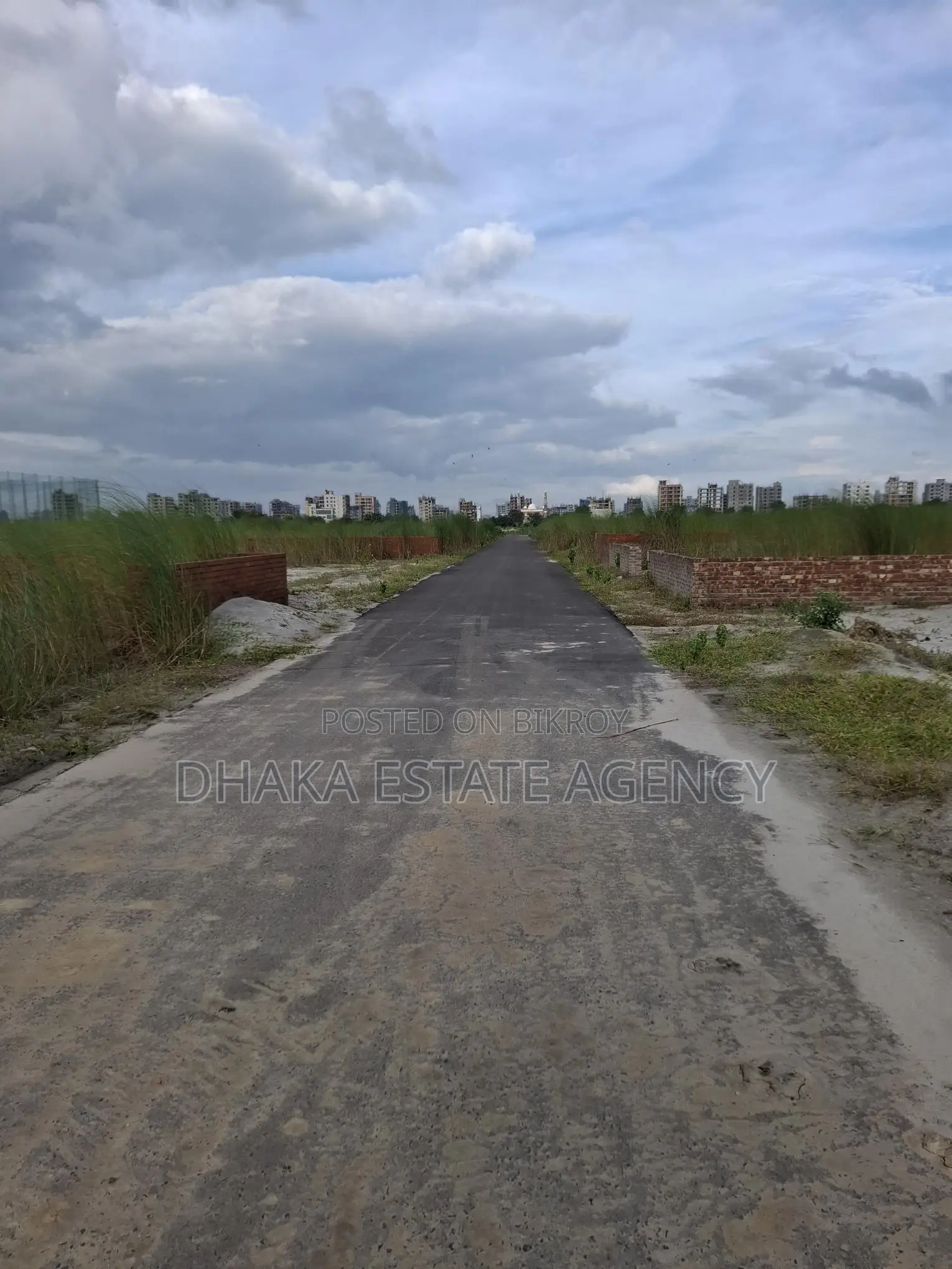 South Face Block-K, 5 Katha Plot for Sale in Basundhara