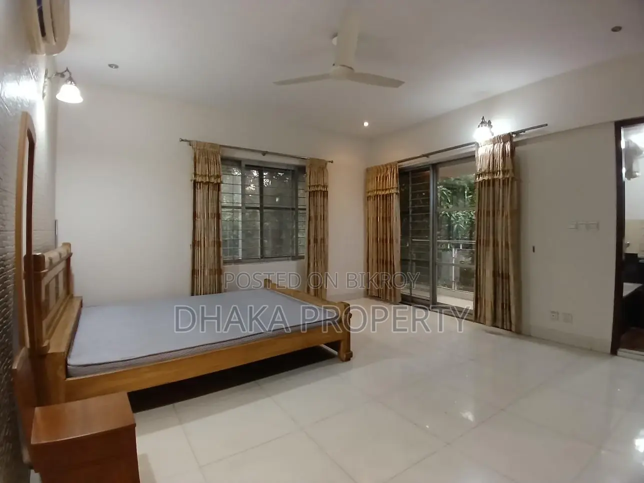 Wonderful Full Furnish Apartment Rent at Gulshan 2.Diplomatic Zone in Gulshan