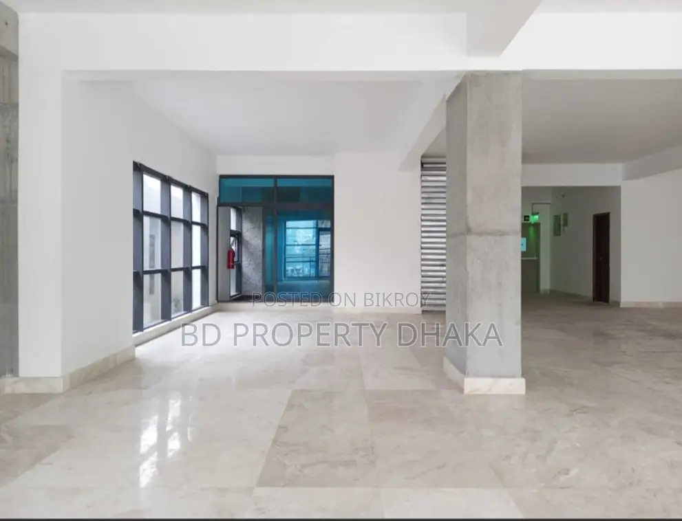 4000 Sqft Open Ground Floor Shop, Showroom, or Cafe for Rent in Gulshan Avenue in Gulshan