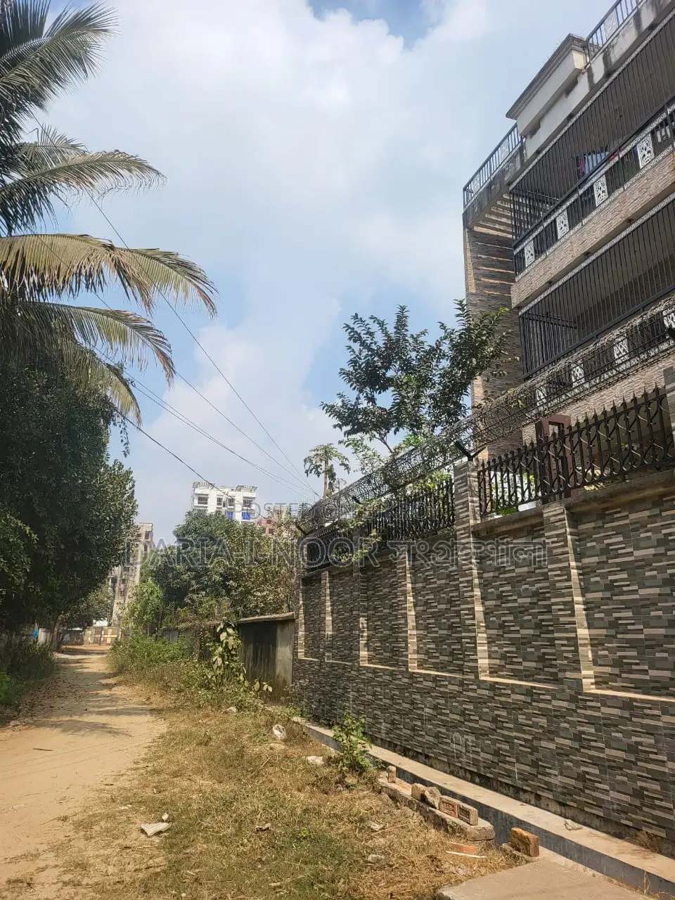Luxury 4-Story Duplex for Sale on 5 Katha Land in Mohammadpur in Mohammadpur