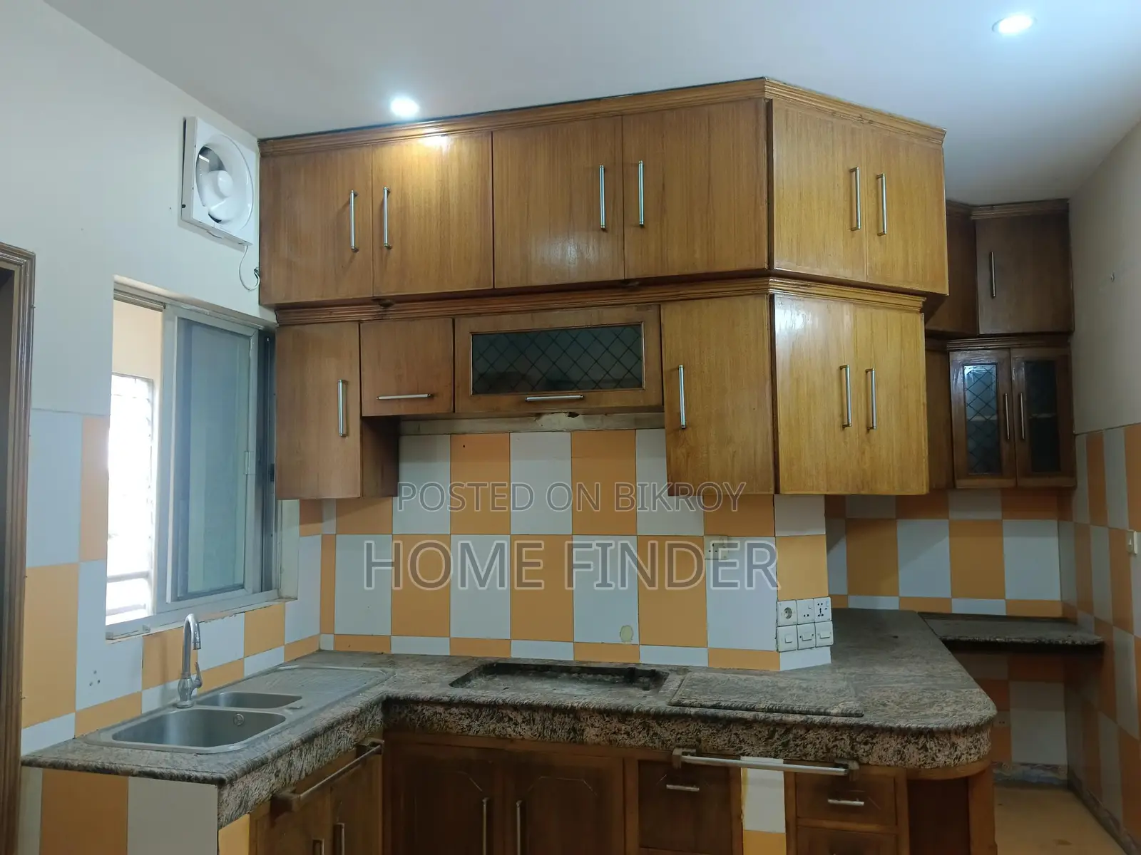 2850 Sqft 4 Bed Un-Furnished Apartment For Rent In Gulshan 2 in Gulshan