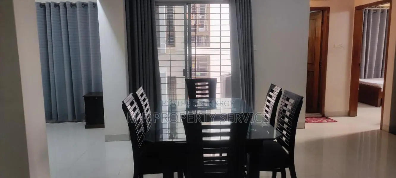 Exclusive Fully Furnished Apartment Rent Gulshan in Gulshan
