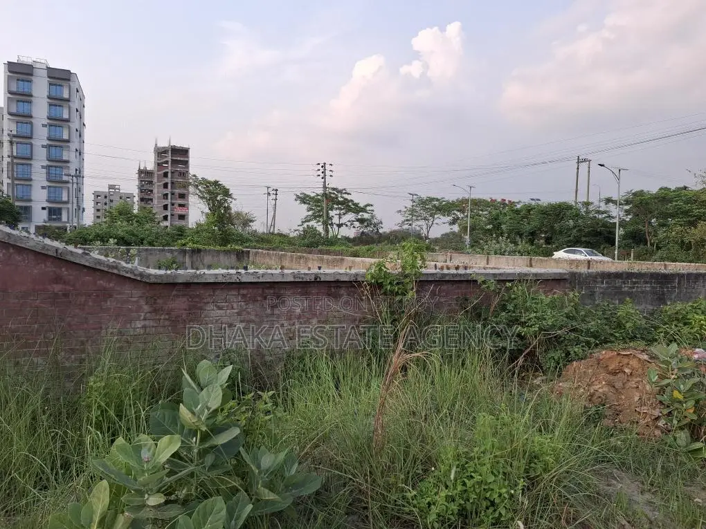 Sector 28, Road 322, South-Facing 3 Katha Plot for Sale in Purbachal