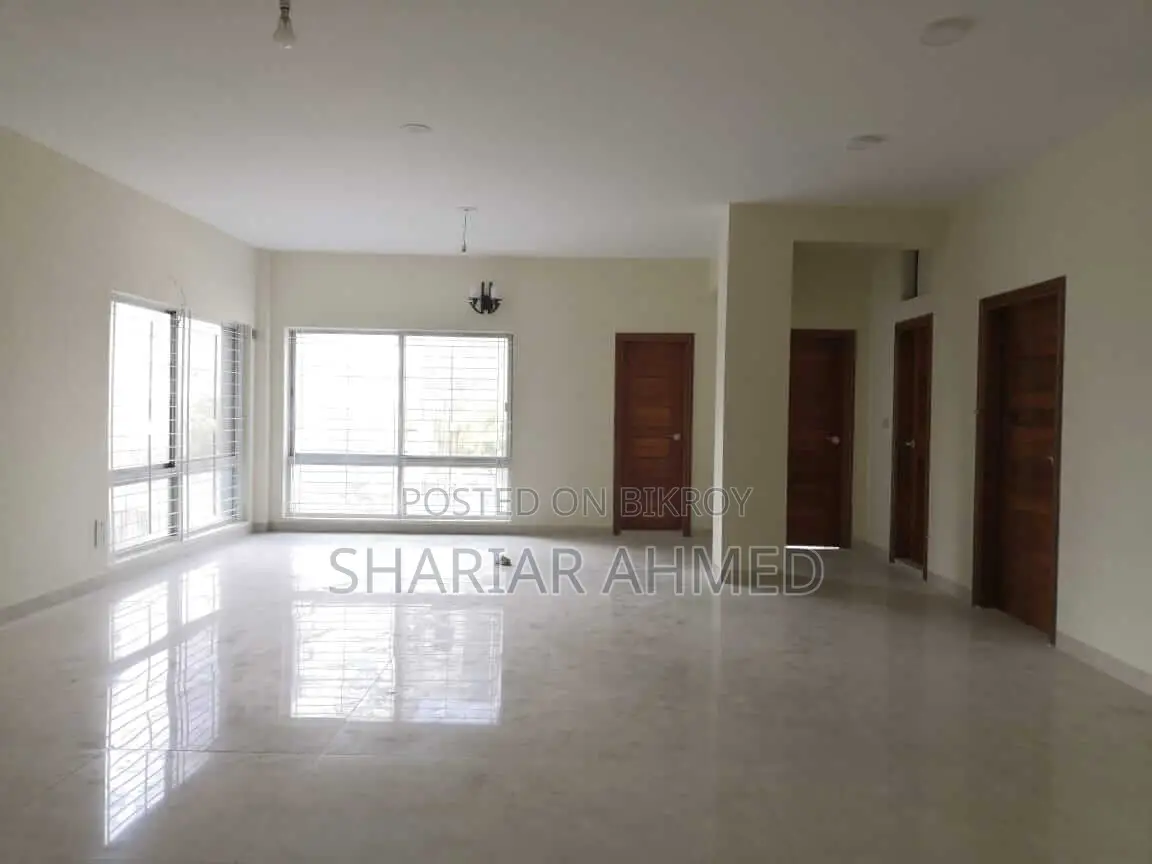 Offering You An Excellent 2500 Sq Ft Flat For Rent In Gulshan in Gulshan