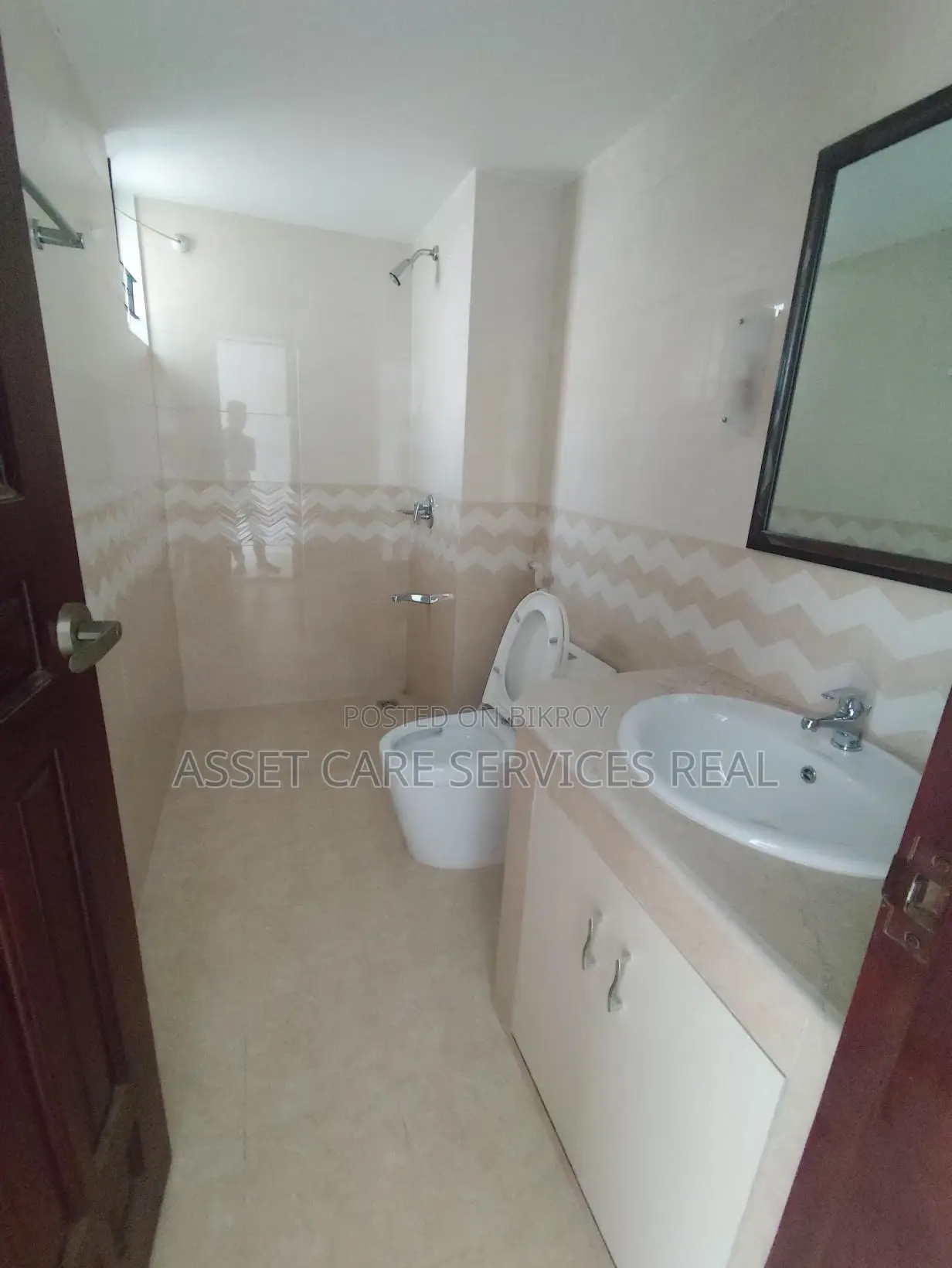 Swimming-Gym Facilities 4Bed Un-Furnished Apartment For Rent In Gulshan in Gulshan