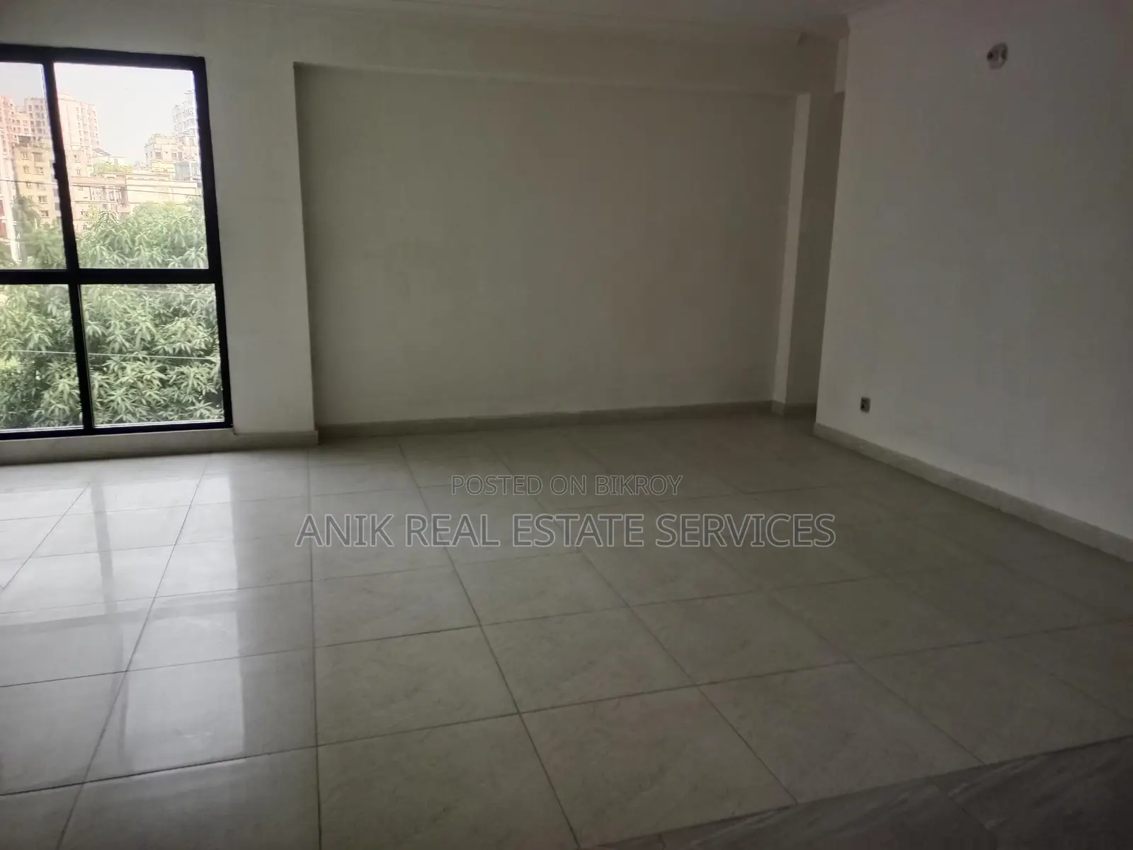 New Good Quality 6500 Sft Un Farnised Flat Rent At Gulshan 2 in Gulshan