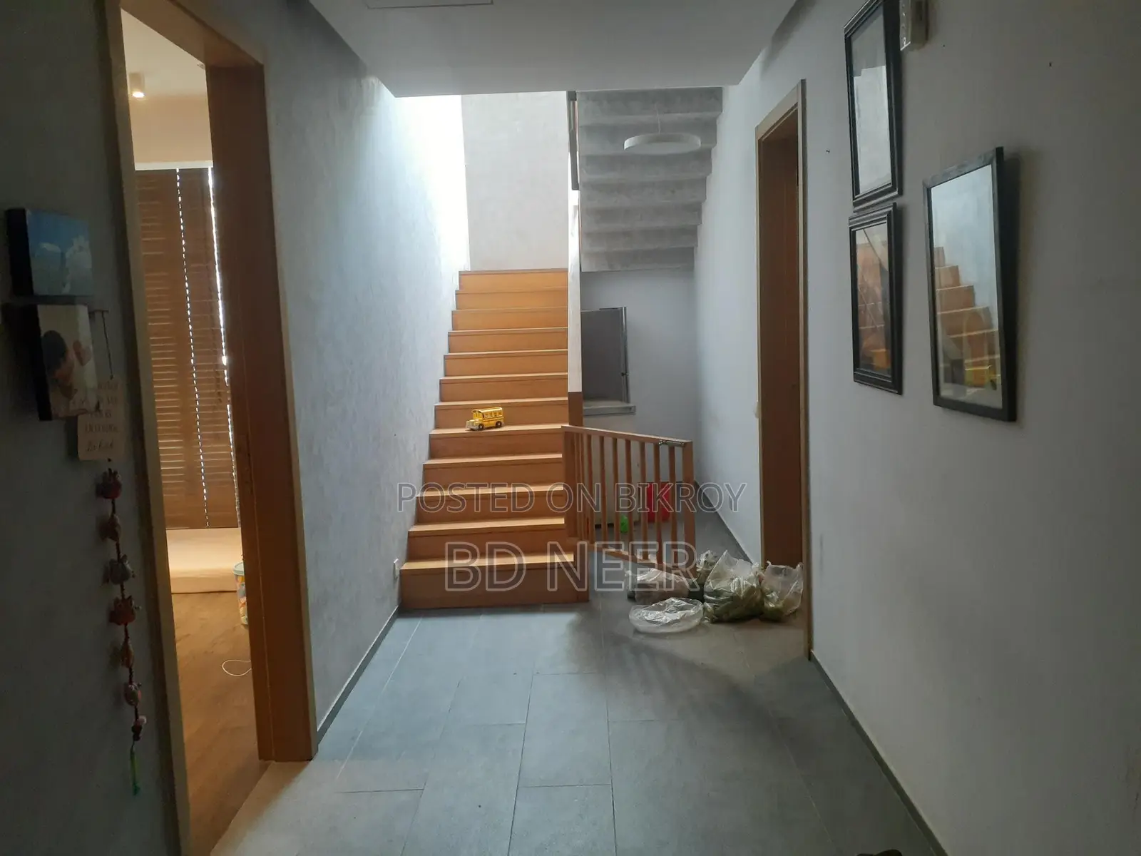 Duplex Luxury Semi Furnished Flat Rent In Gulshan-2 in Gulshan