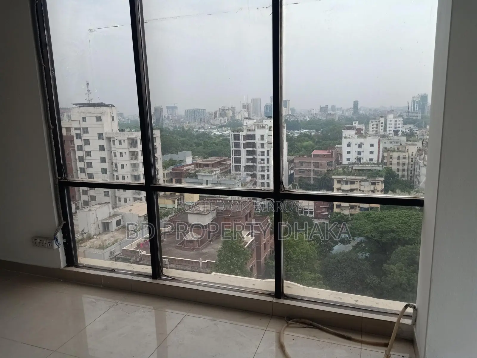2250 Sqft Open Commercial Space in a New Building for Rent in Banani in Banani