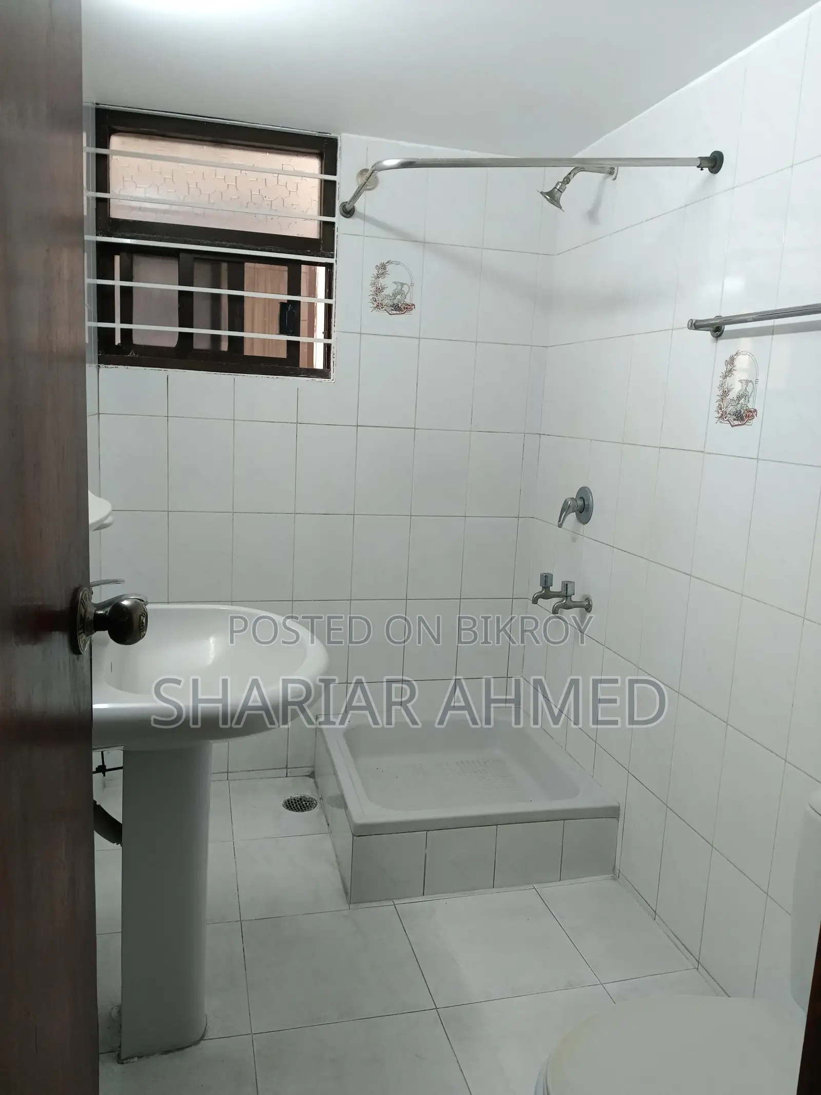 Mosaic Floor 2450 Sqft Un-Furnished Apartment For Rent In Gulshan in Gulshan