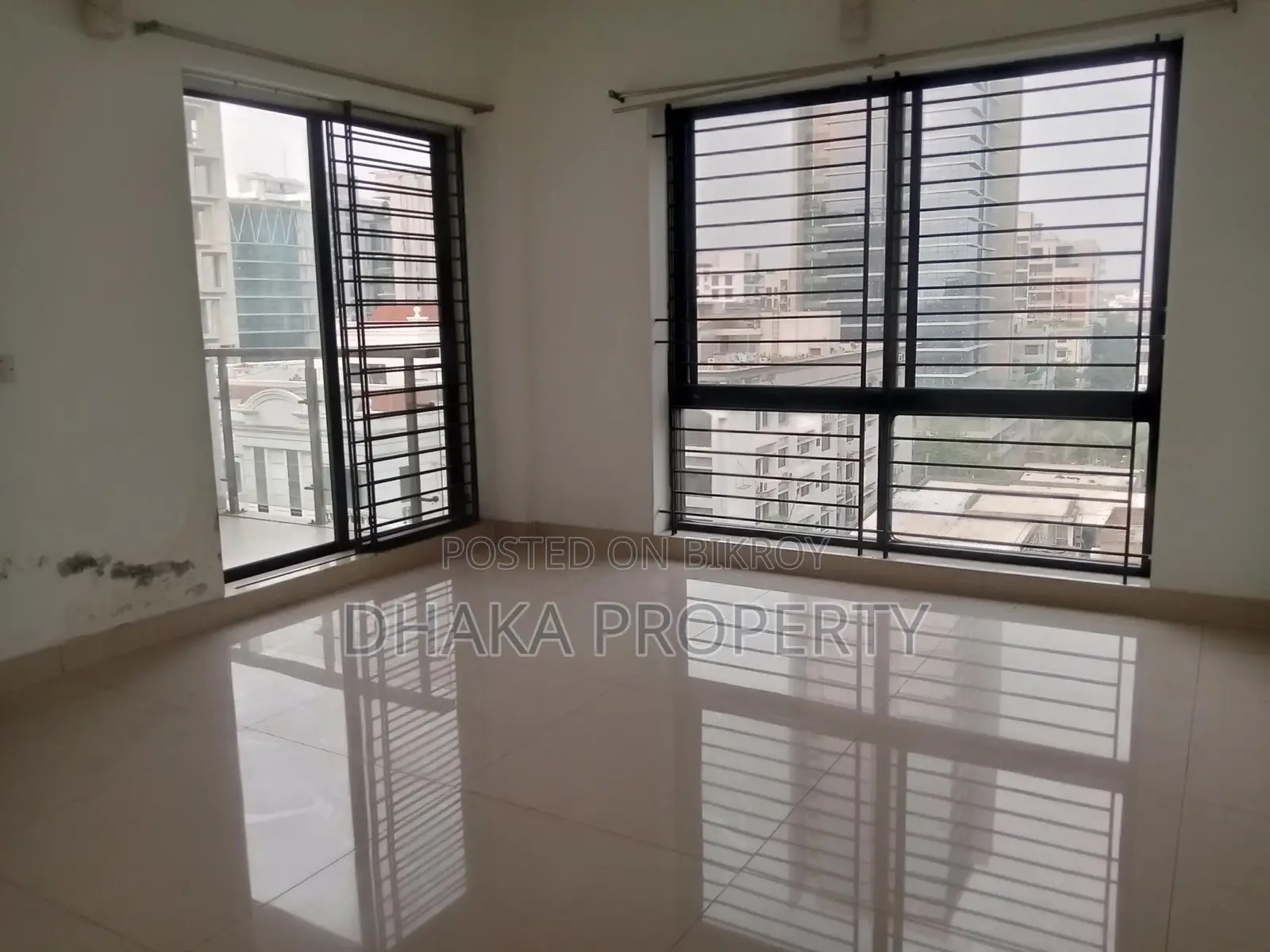 Un-Furnished 3 Beded Nice Apartment Rent in Gulshan in Gulshan