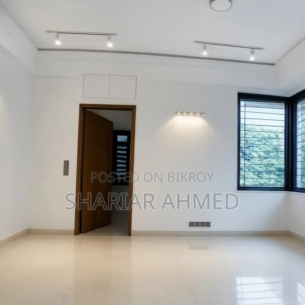 A Modern Well-planned Apartment Of 3780 SqFt For Rent In Gulshan in Gulshan