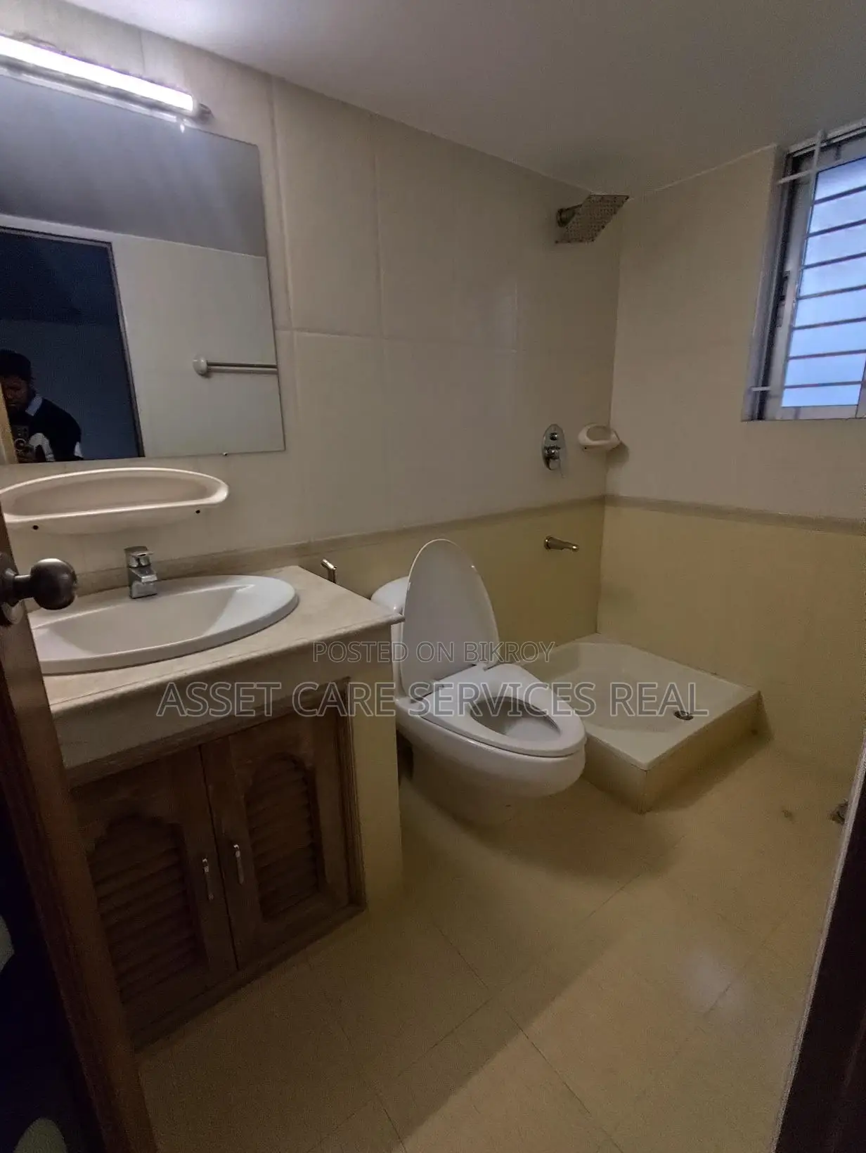 3Bed Un-Furnished Exclusive Apartment Rent In Gulshan in Gulshan