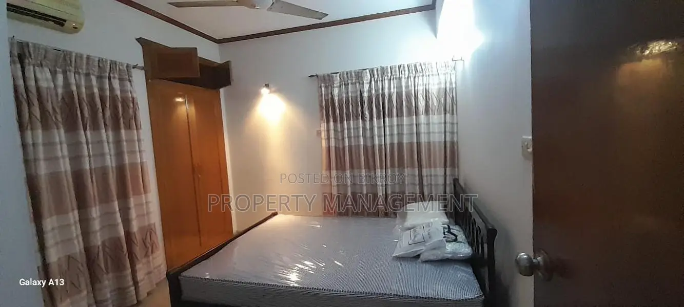 2350 Sft Fully Furnished Apartments Rent in Gulshan in Gulshan