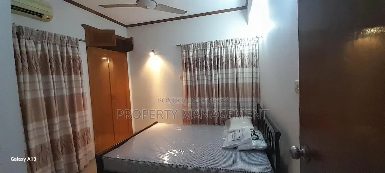 2350 Sft Fully Furnished Apartments Rent in Gulshan in Gulshan