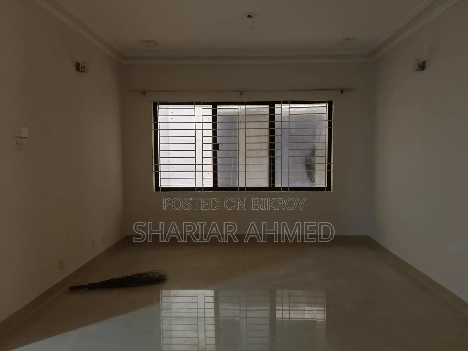 Good Quality 2650 Sqft Un-furnished Apartment For Rent In Gulshan 2 in Gulshan
