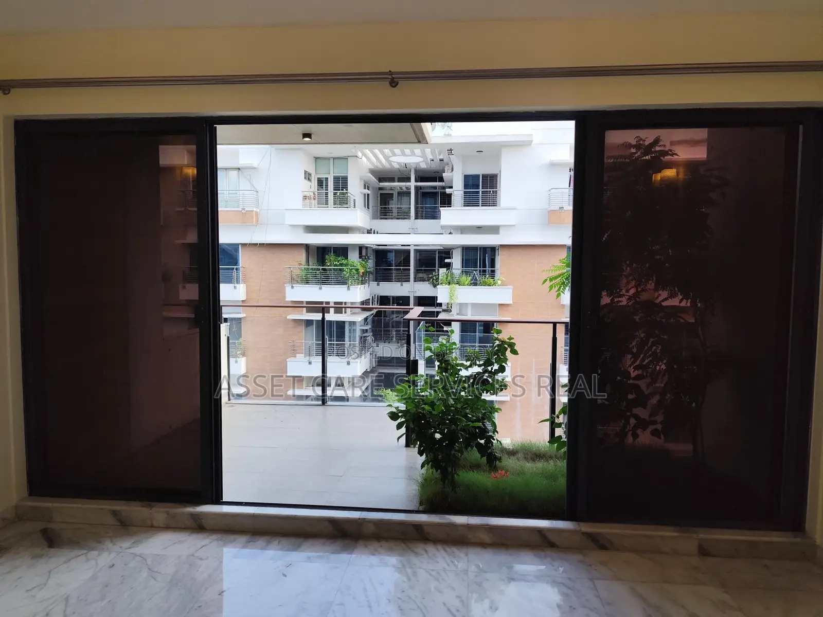 North Gulshan Shanta Luxurious Semi-Furnished Apartment Rent in Gulshan