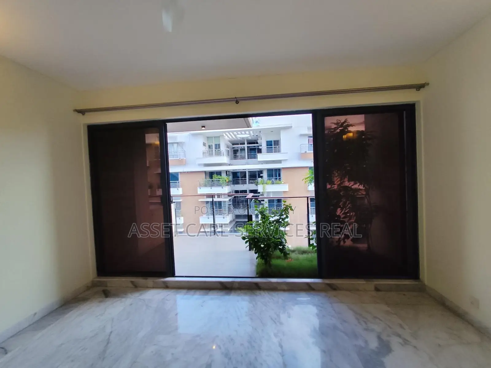 North Gulshan Shanta Luxurious Semi-Furnished Apartment Rent in Gulshan