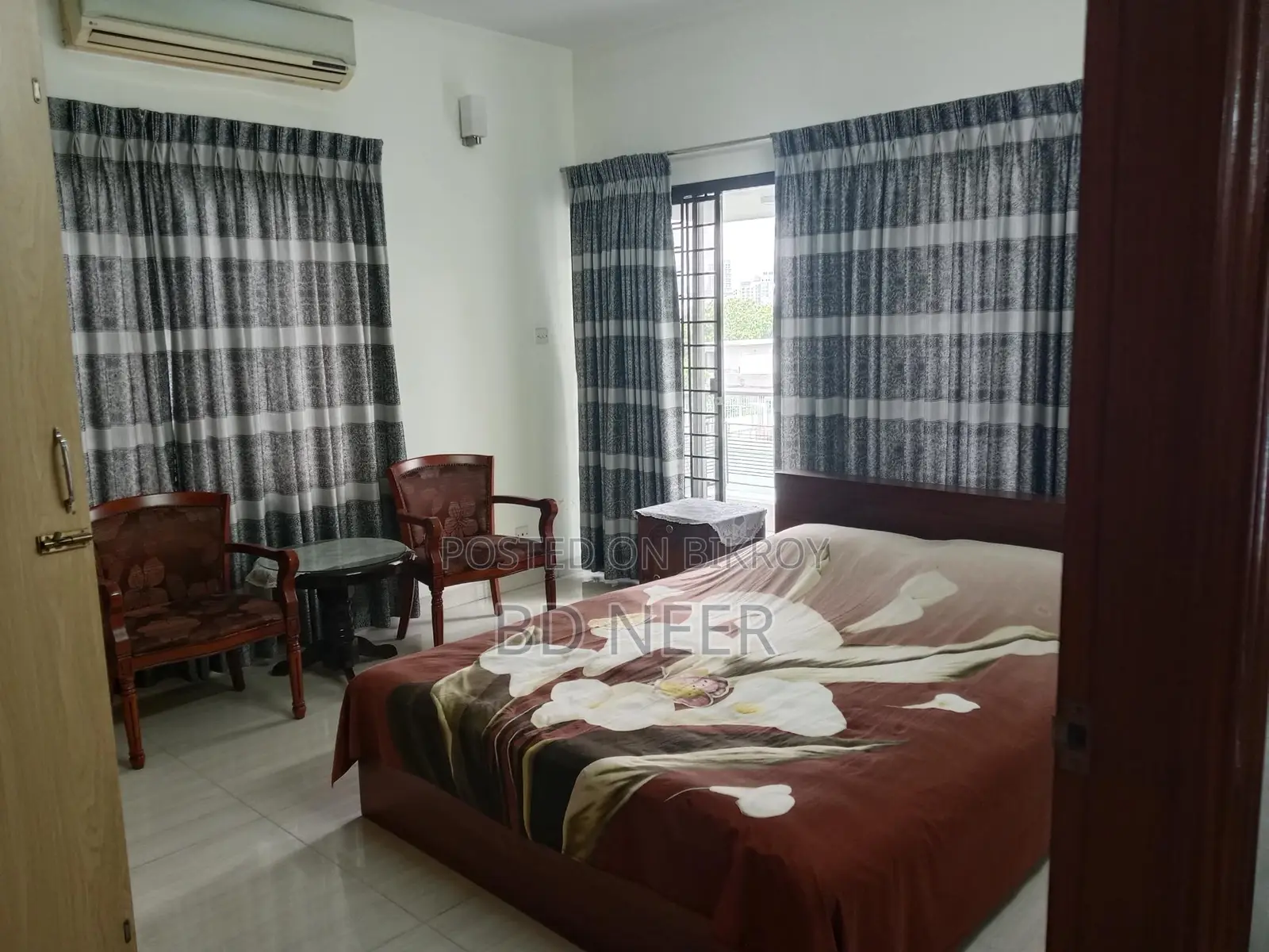 wonderful furnish 3 Bed room apt rent in banani in Banani