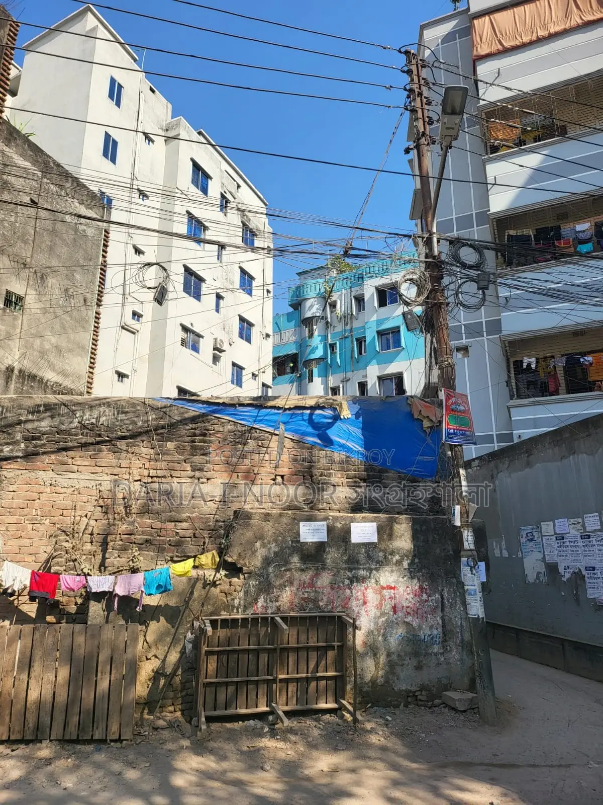 Buy a house on 3.5 Katha of land near Rayer Bazar playground in Dhanmondi