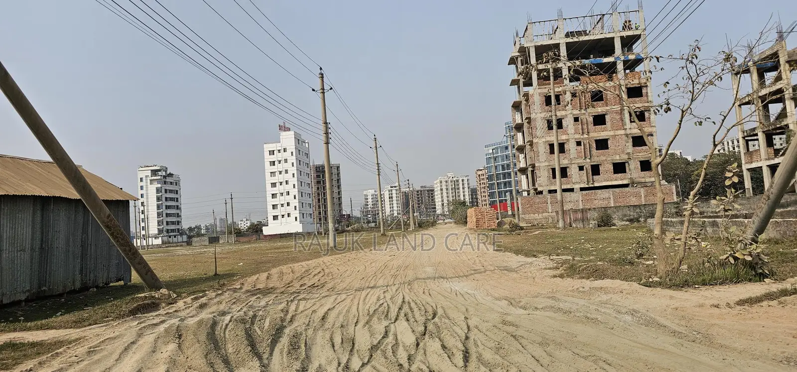 East-Facing Plot for Sale in Uttara, Dhaka in Uttara