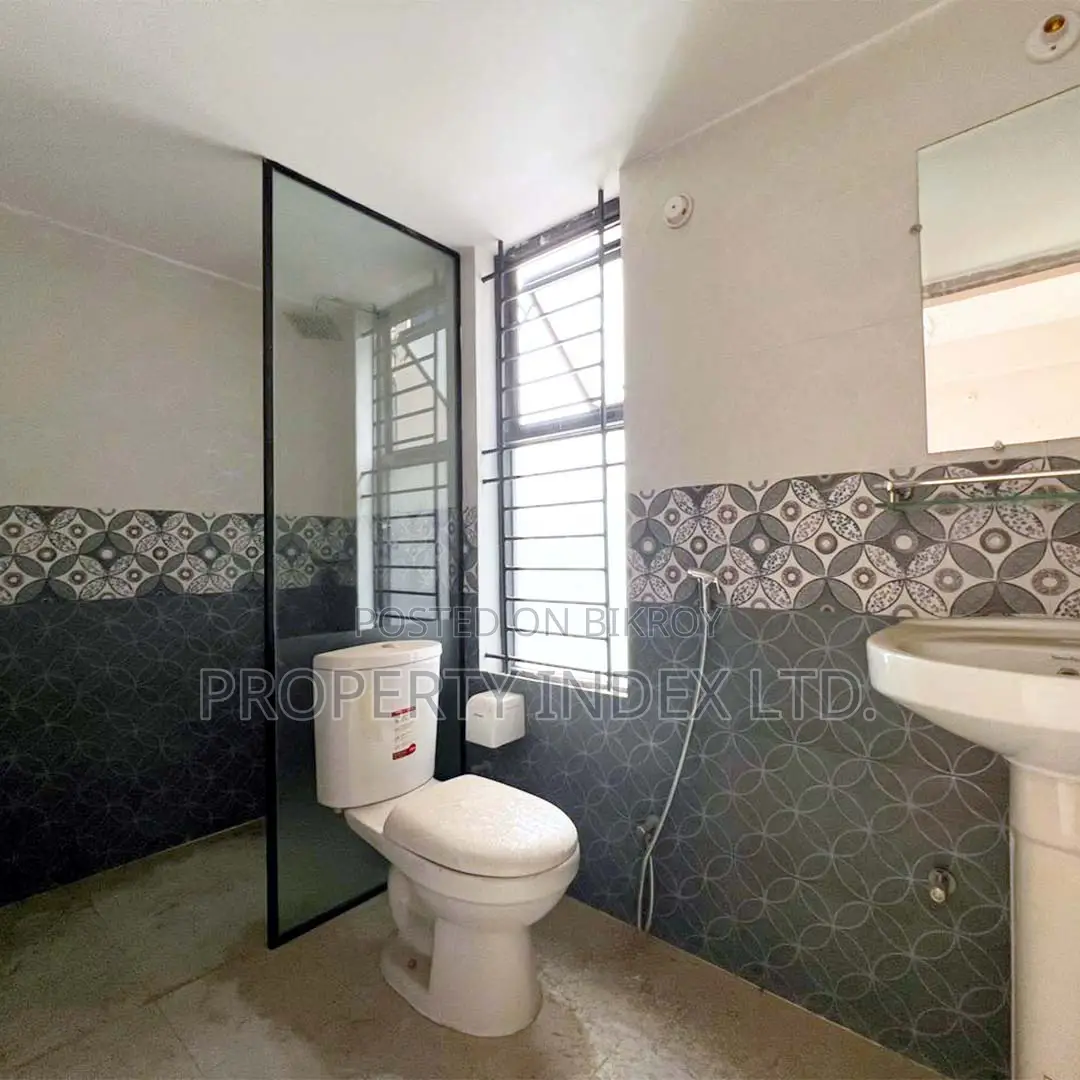 Ready Apartment For Sale! 1620 Sqft Flat At Bashundhara E Block in Basundhara