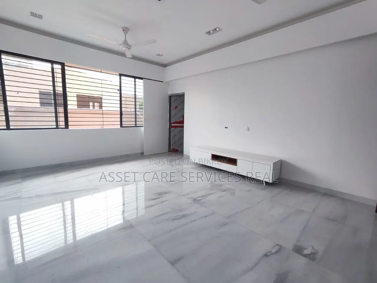 4Bed Gym-Swimming Facilities Luxury New Apartment Rent In North Gulshan in Gulshan