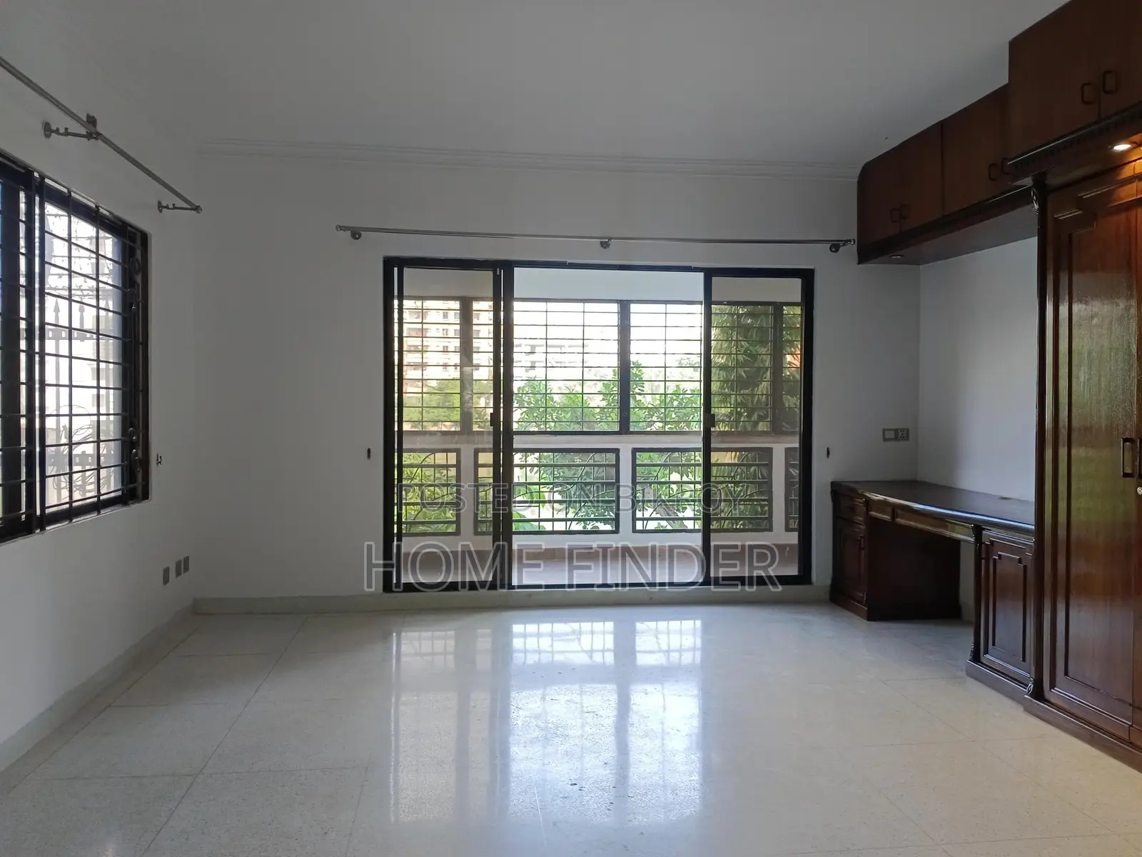 3200 Sqft 4 BED APARTMENT UN-FURNISHED FOR RENT IN GULSHAN in Gulshan