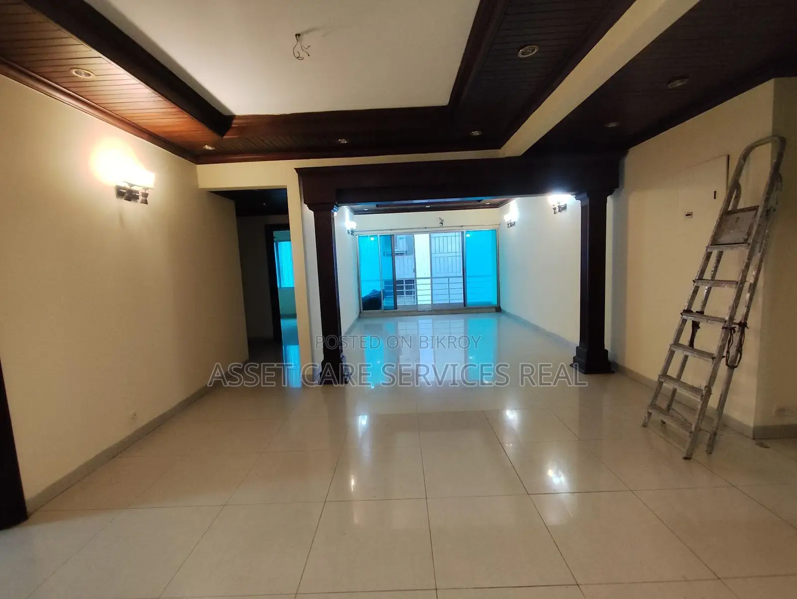 Baridhara Diplomatic Zone 3Bed Un-Furnished Exclusive Apartment Rent in Baridhara