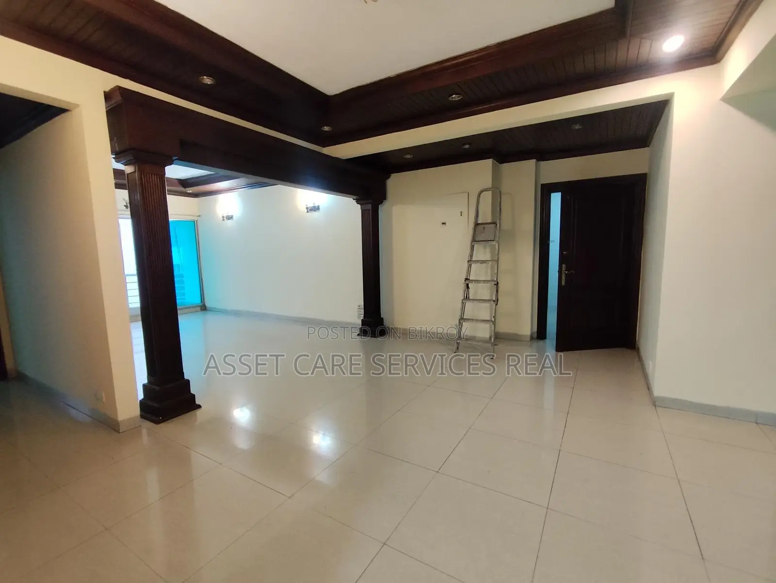 Baridhara Diplomatic Zone 3Bed Un-Furnished Exclusive Apartment Rent in Baridhara